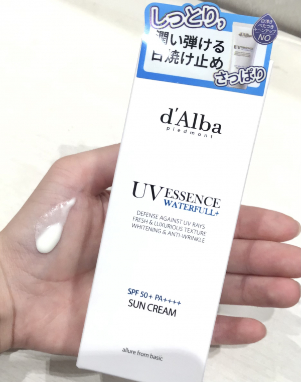 行列のできるレビュー商品、集めました。高評価アイテム d'Alba】ダルバ UVエッセンスをご紹介！透明感アップの新色 日焼け止め